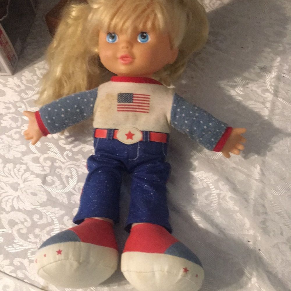 Singing 2001 American Spirit Doll